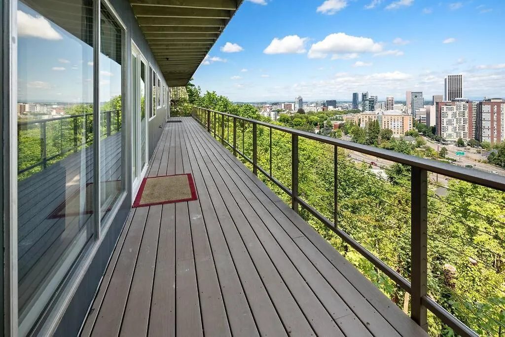 Breathtaking Views W/ Modern Lux - 2330 Apartment Portland United States