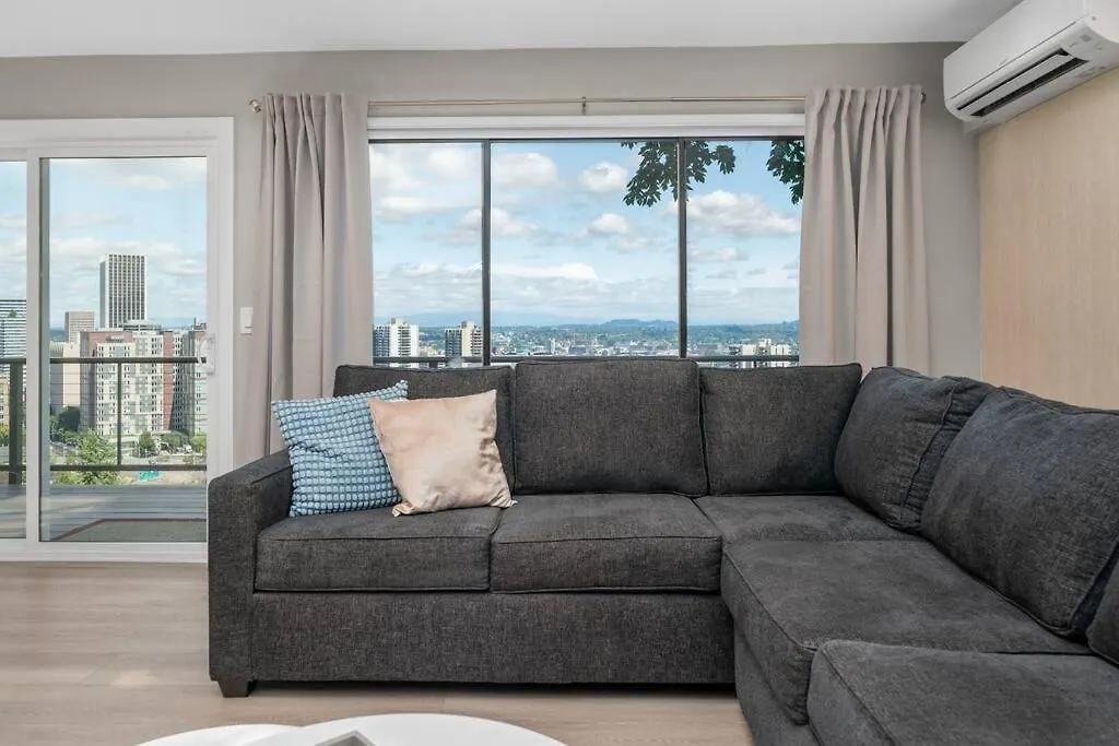 Breathtaking Views W/ Modern Lux - 2330 Apartment Portland
